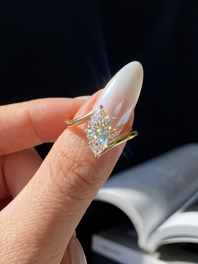Кольцо с муассанитом 2 карата  – обзор и цена Body Jewelry High Quality